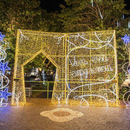 4000 | Livro Com Casinha 4,40 x 0,50 x 3,20m (Barracão 14)